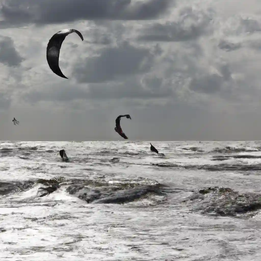 Kite surfing in Petten