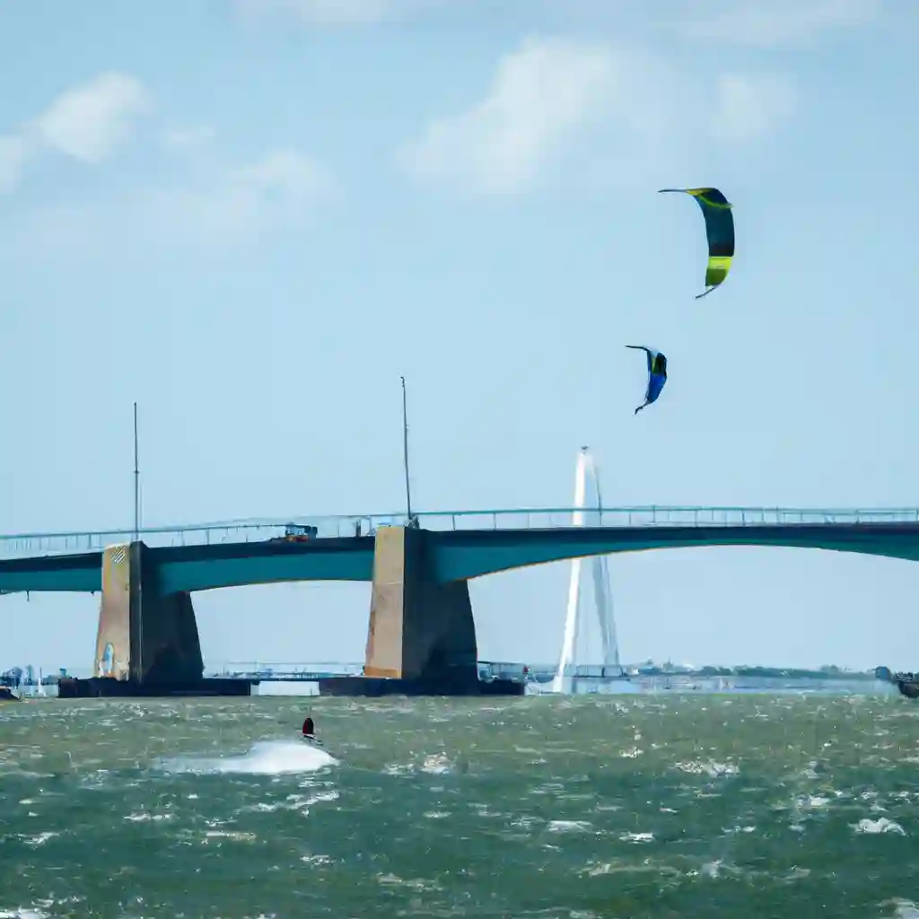 Kite surfing in Stichtse Brug